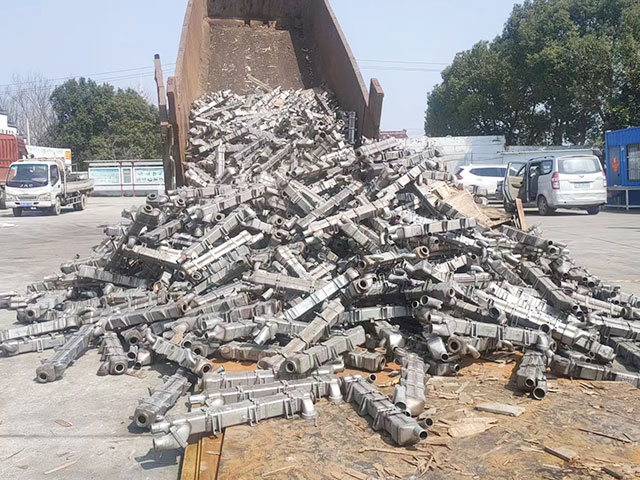 �U�Xм���ն���ұ���ļ��g���Ď׷N